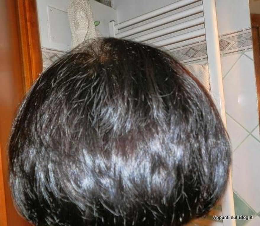 Shampoo HAIR AKTIVE: cosmeceutici per capelli sani