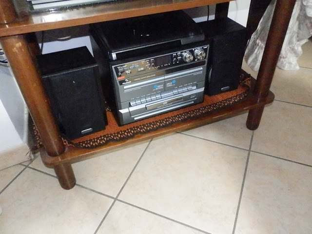 AUNA 388-BT, impianto stereo con giradischi, cassette e bluetooth è di stile retrò