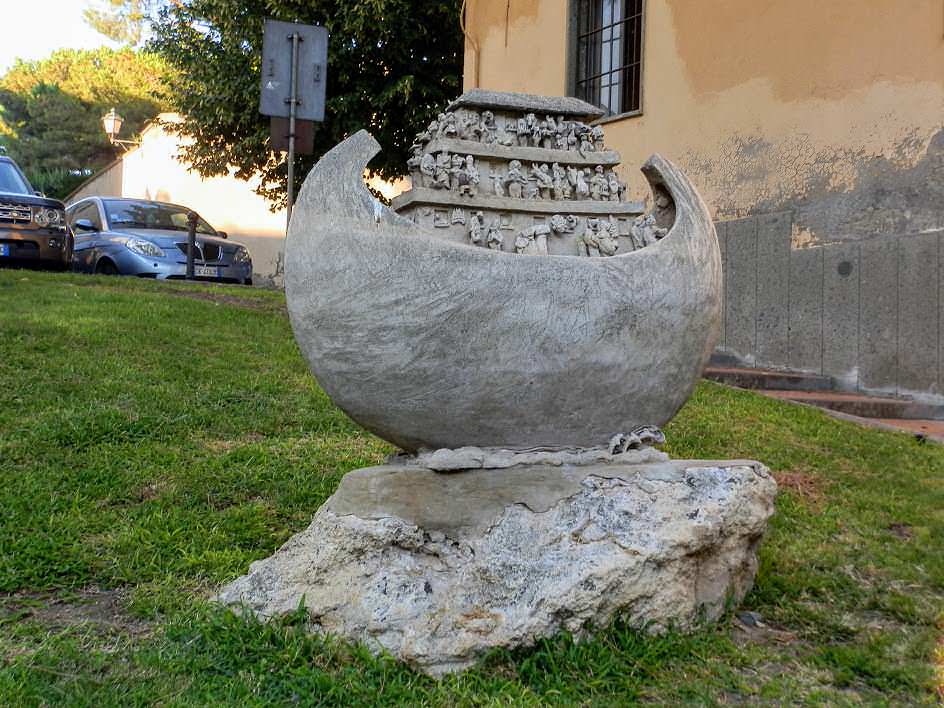 Tarquinia, borgo e necropoli etrusche nell'Alto Lazio