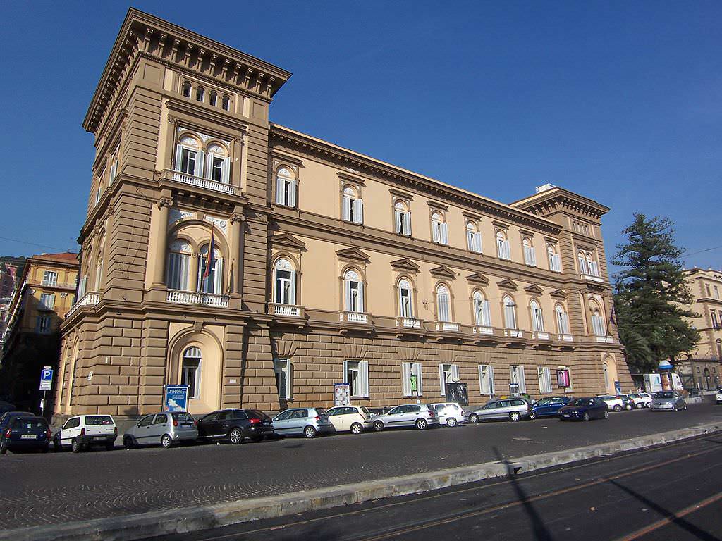 9 Palazzi Neoclassici Napoli e Ville Liberty