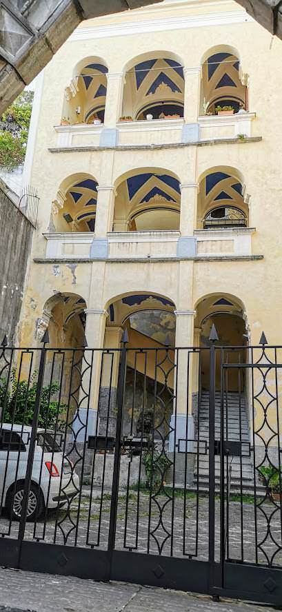 12 Edifici longobardi a Salerno stile barocco e coppedè