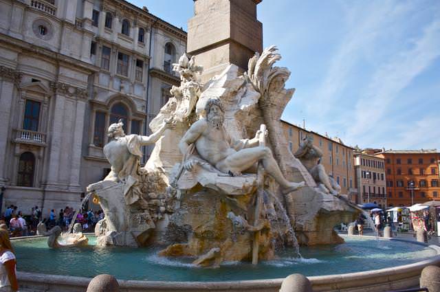 Leggenda della Fontana dei 4 Fiumi a Roma