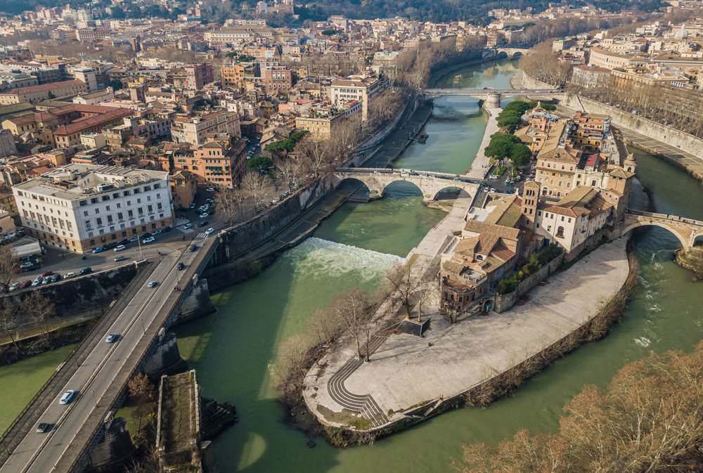 Roma: passeggiando lungo il Tevere per 3 km